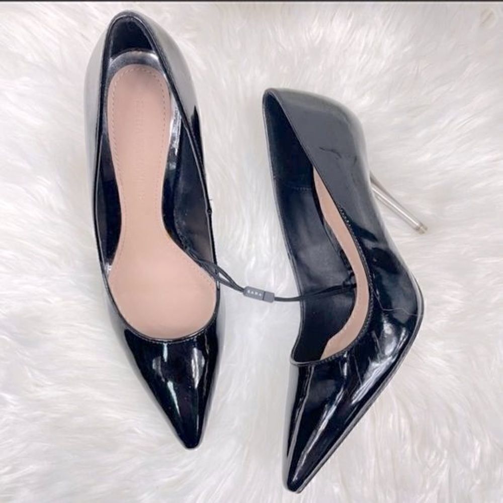 Zara | patent leather pointy toe stilettos size 36, black w ombré 3 1/2” heel.